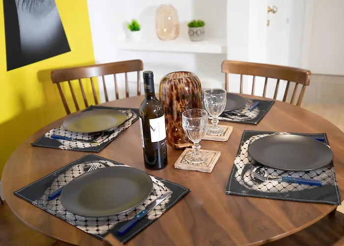 Vivid Chalkokondili * Nicosia